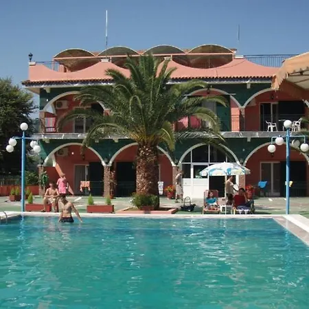 Magdalena Corfu * Kouramaditika